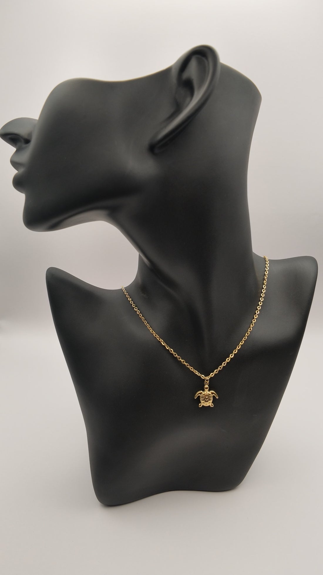 Women necklaces 🌸🧞‍♀️