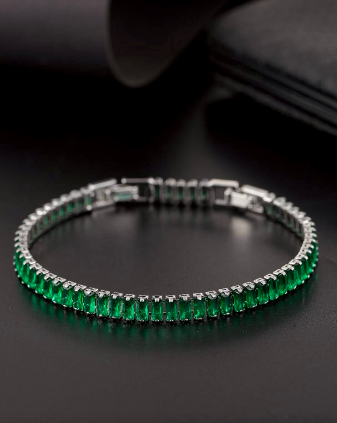 CUBIC Shiny Bracelet For Women&Men 🤍🖤💚