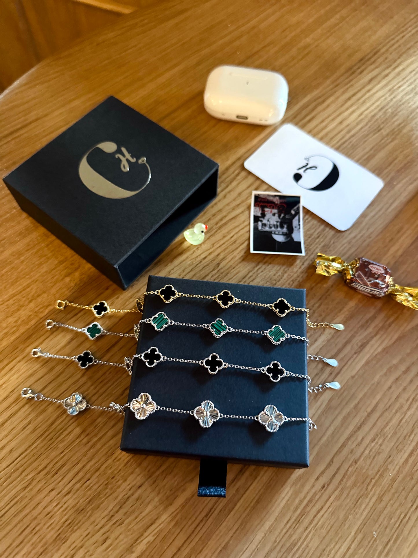 Flowers bracelets VC ✨