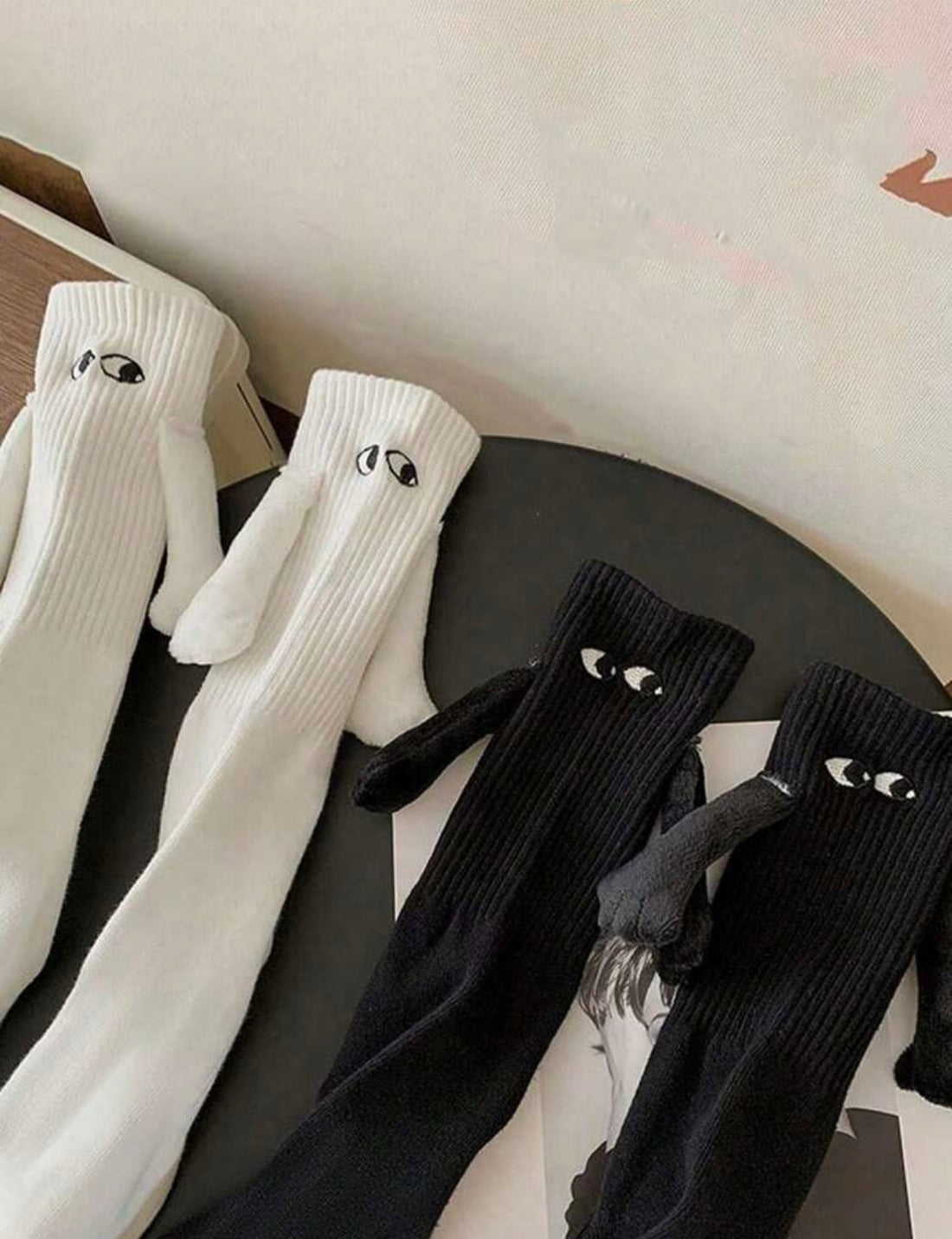 Socks hands Magnetic Couple 🧦👩‍❤️‍👨