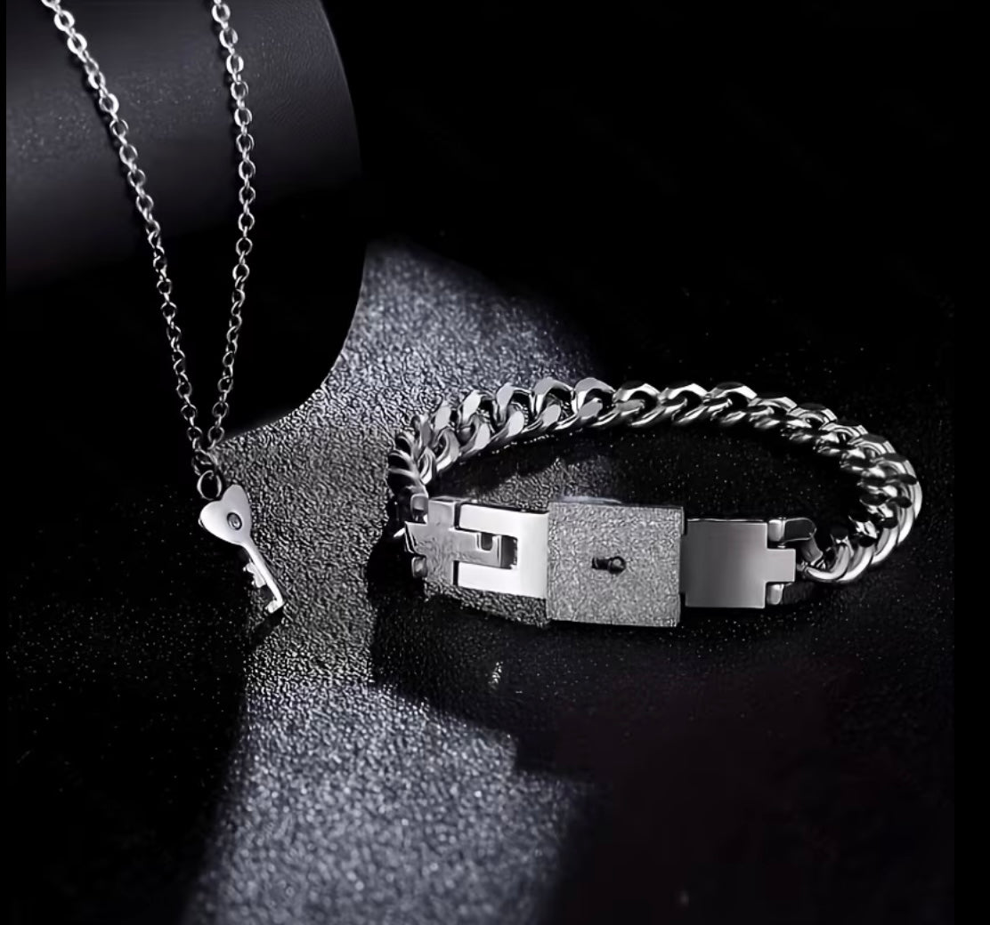 Couple matching Bracelet & Necklace 🔐💞
